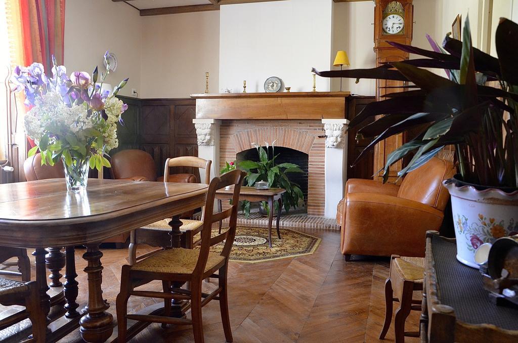 Le Vieux Noyer Bed & Breakfast Saint-Maurice-de-Tavernole Eksteriør bilde